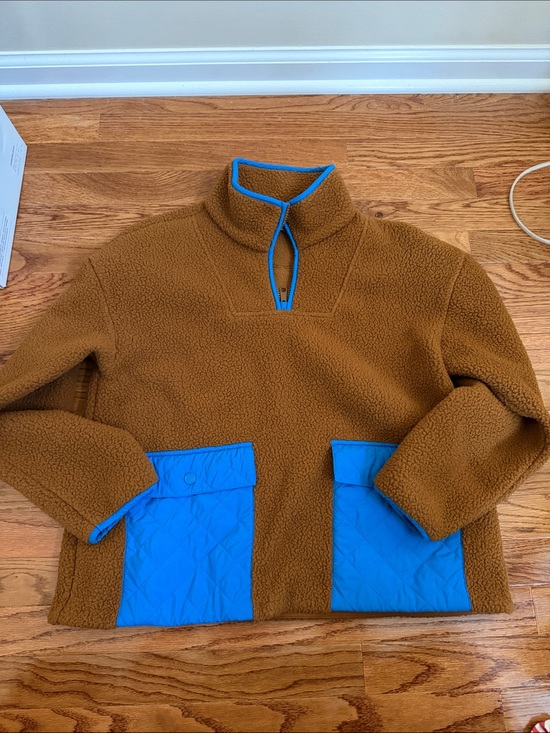 Madewell Tops - Madewell Brown Sherpa Pullover with Bright Blue Pocket Accents